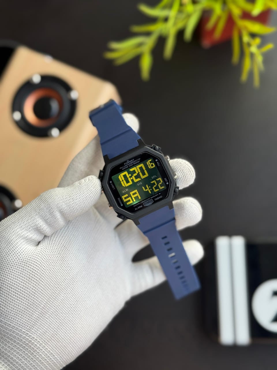 Digital watch