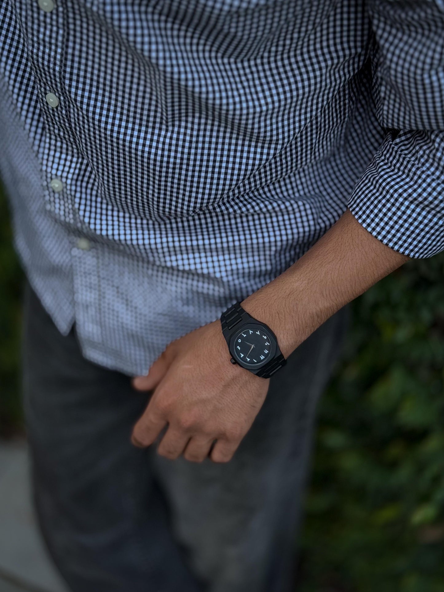 Arabic Aura Watch