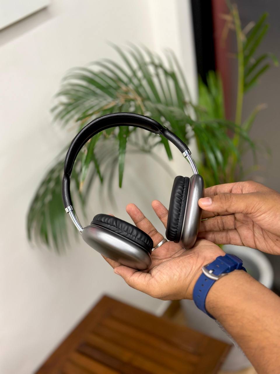P9 Headphone