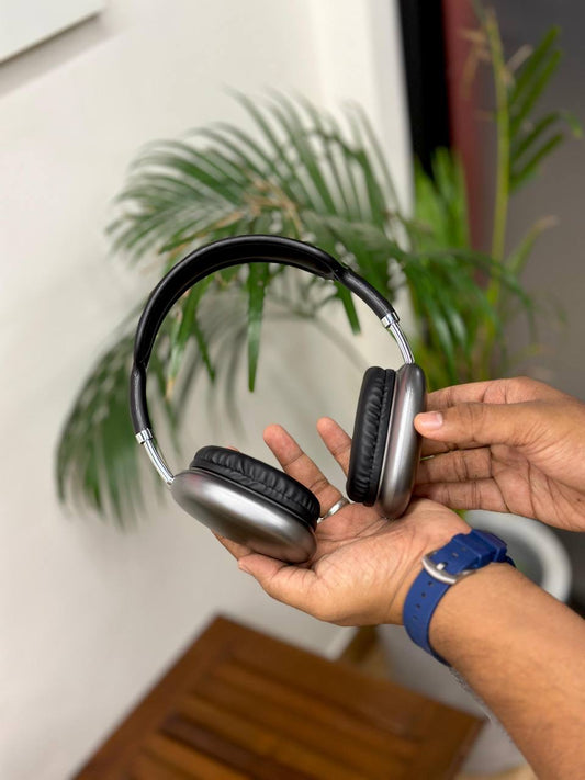 P9 Headphone