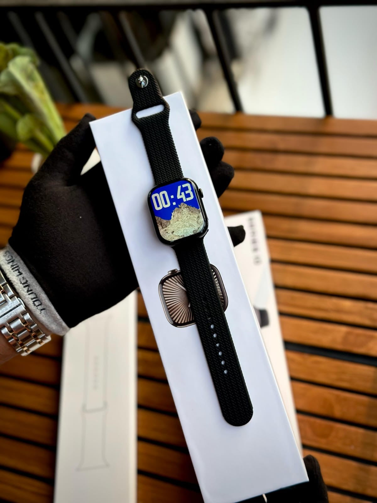 Series 10 off/on logo model clone