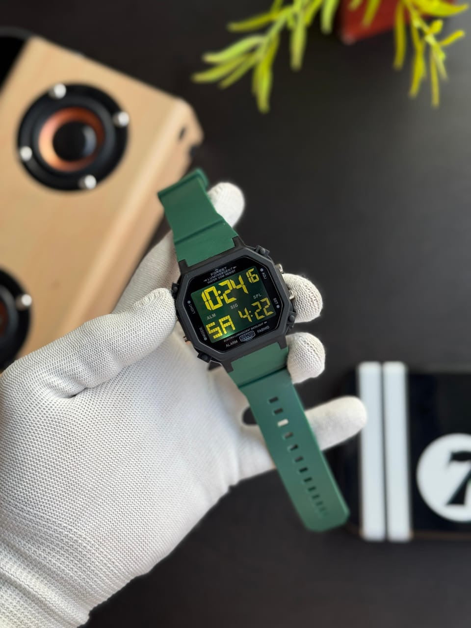 Digital watch